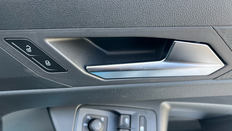 Ford Transit Connect 230 L2 Diesel 2.0 EcoBlue 102ps Limited Van